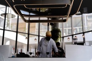 How to Land a Tech Job in Saudi Arabia: Coding Bootcamps & Career Tips (2025)